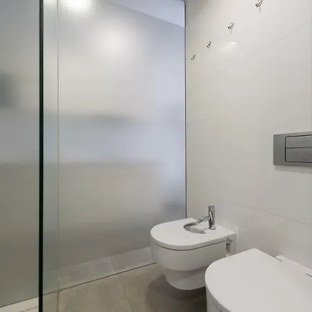 Apartment Flatguest Glass - Beach + Tv + Wifi