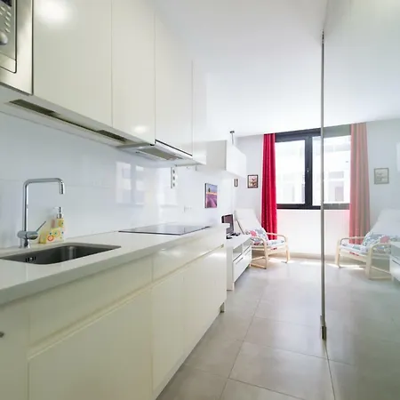 Flatguest Glass - Beach + Tv + Wifi *