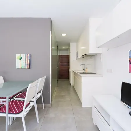 Apartment Flatguest Glass - Beach + Tv + Wifi Las Palmas de Gran Canaria