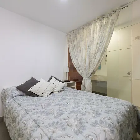Flatguest Glass - Beach + Tv + Wifi * Las Palmas de Gran Canaria